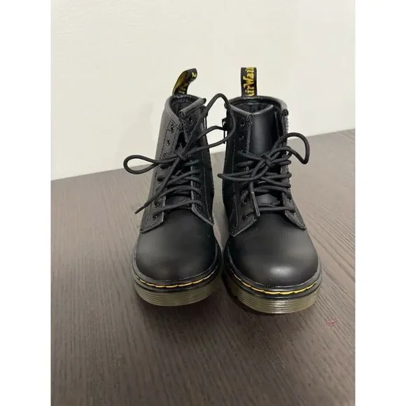 Dr. Martens Kids Combat Black High Top Boots Size UK 9 US 10 Boys Girls Shoes - Picture 2 of 7
